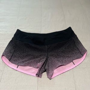 Speed Up Low Rise Lined Shorts 2.5 inch